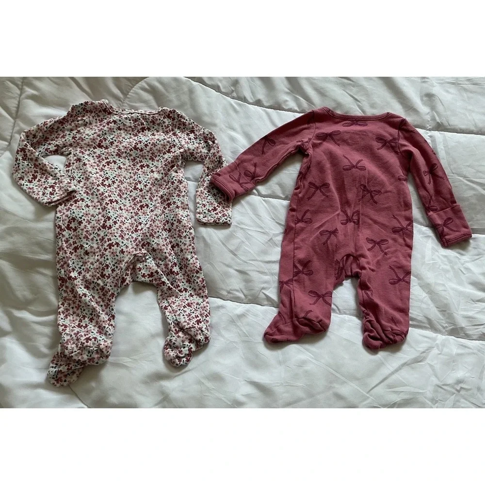 Carter's Baby Girl Zip Long Sleeve Footed Sleeper Set Lot Of 2 Size 0m Newborn